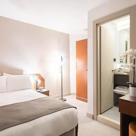 Hotel Destiny Marine 4*